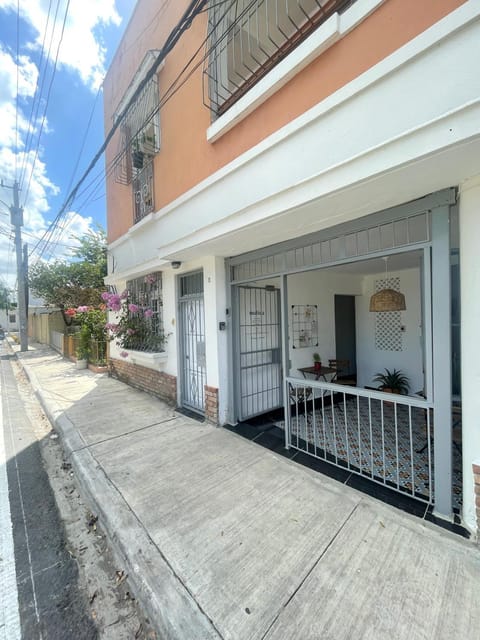 Property building, Day, Neighbourhood, Street view