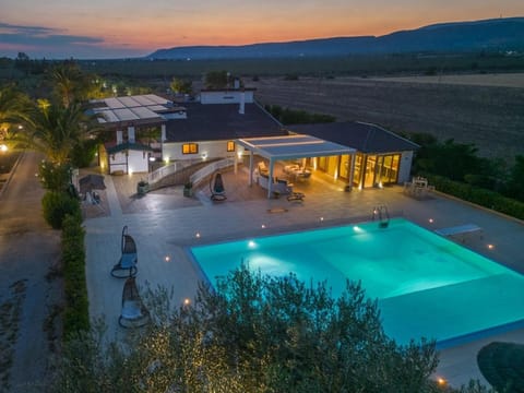 Day, Natural landscape, Pool view, Swimming pool, Sunrise, Sunset, sunbed