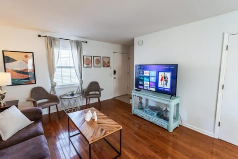 Hip East Nashville Stay Music Food & Fun Nearby House in East Nashville