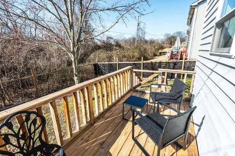 Hip East Nashville Stay Music Food & Fun Nearby House in East Nashville