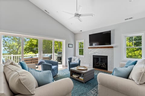 Assateague Holiday House 4BR luxury home with Assateague views and only 5 min drive to the island! House in Assateague Island