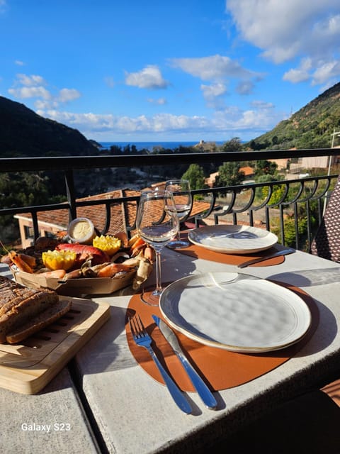 View (from property/room), Balcony/Terrace