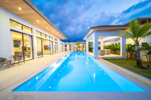 Property building, Pool view, Swimming pool