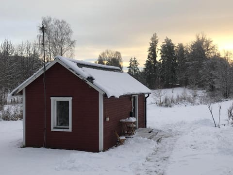 Property building, Winter