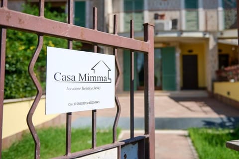 Property building, Property logo or sign, Logo/Certificate/Sign, Street view