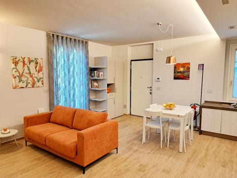 Kitchen or kitchenette, Living room, Seating area
