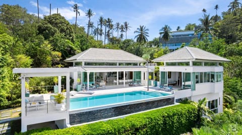 Property building, Spring, Day, Natural landscape, Garden, Garden view, Pool view, Swimming pool, sunbed