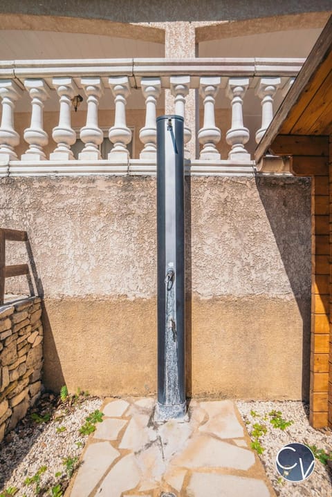 Villa et appartement à Goudargues Apartment in Provence-Alpes-Côte d'Azur