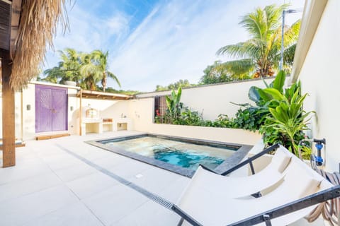 Balcony/Terrace, Swimming pool