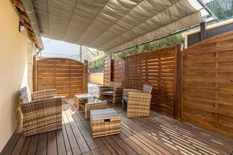 Patio, Day