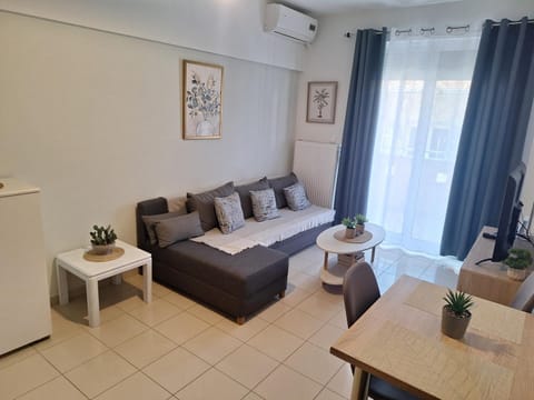 Living room, Seating area, air conditioner