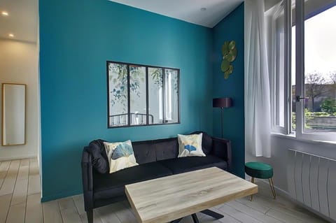 Saint Genevieve Chic Apartment in Villeurbanne