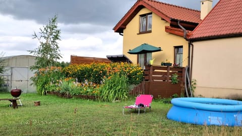 Property building, Garden, Garden view