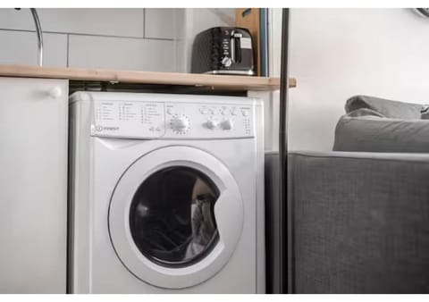 The Barack Nest Colchester Apartment in Colchester