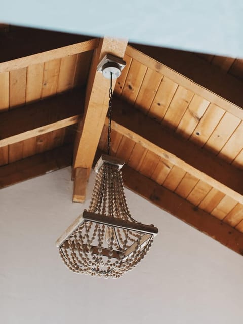 Secluded rustic 1-bedroom cabin on private land Cabin in Sierra Nevada