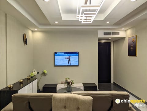 Communal lounge/ TV room, TV and multimedia, Living room, air conditioner