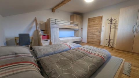 Heu und Himmel Loft Apartment in Innsbruck