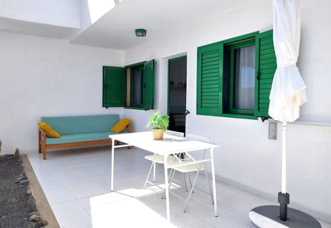 Balcony/Terrace, Dining area