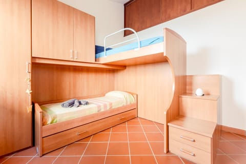 Bedroom, bunk bed, wardrobe