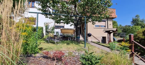 Garden, Garden