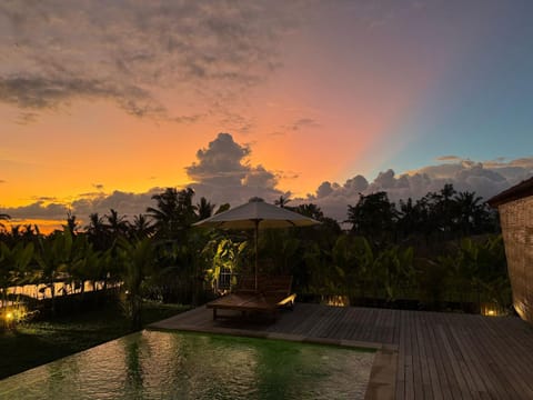 Natural landscape, Pool view, Swimming pool, Swimming pool, Sunrise, Sunset