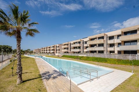 Property building, Day, Garden, Garden view, Pool view, Swimming pool