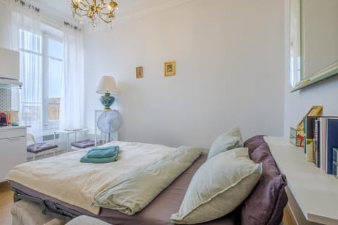 Living room, Bedroom
