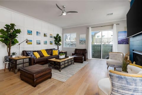 Large 4 Bedroom Close To Beach House in Cardiff