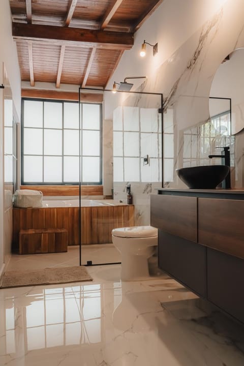 Toilet, Bathroom, Bath