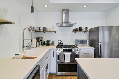 Bluebird Day - Timber Ridge House in Bend