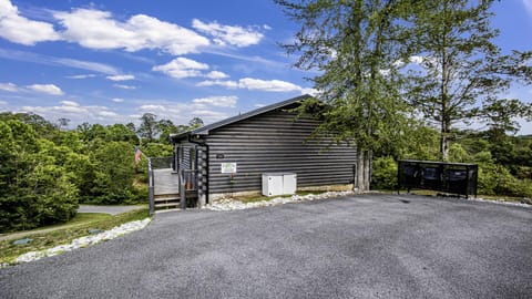 Firefly Bluff House in Sevierville