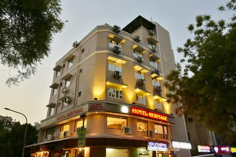 Property building, Location