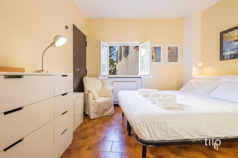 Bed, Photo of the whole room, Bedroom, towels, wardrobe