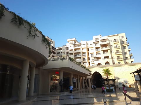 Property building, City view