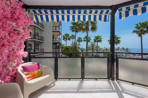 Patio, Spring, Day, View (from property/room), Balcony/Terrace, Balcony/Terrace, Seating area, Sea view
