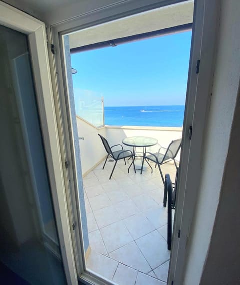 Piran great terrace facing sea ! Apartment in Piran