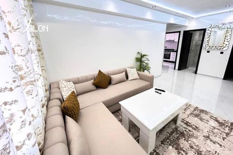 TV and multimedia, Living room, Dining area