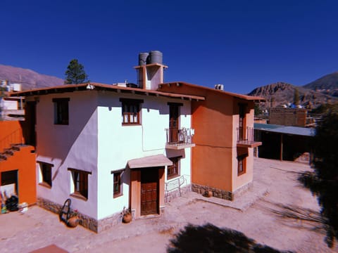 Property building, Day
