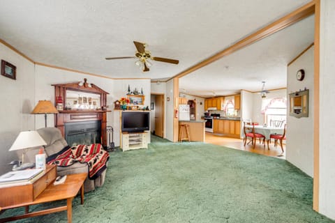 Creekside Retreat in the Adirondacks Swim and Hike! House in Adirondack Mountains