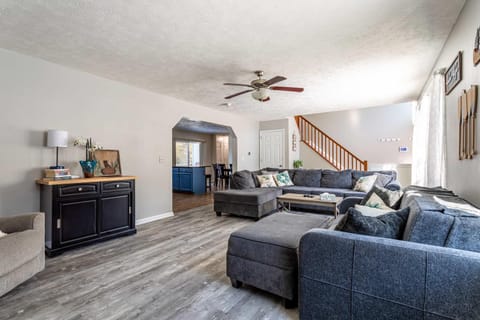 Lakeside Haven 5 BDR Fire Pit Pet Friendly House in Coolbaugh Township