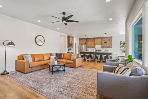 New Family Vacation Retreat House in McCall