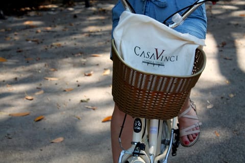 Cycling, group of guests