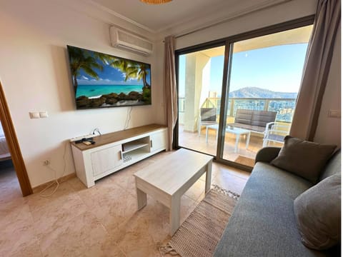 SkyVilla Benidorm: Sea, Sky & Relax Apartment in Marina Baixa