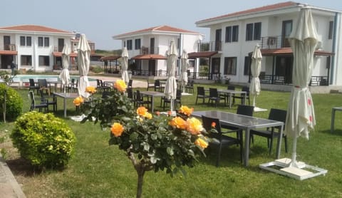 Spring, Garden, Lobby or reception