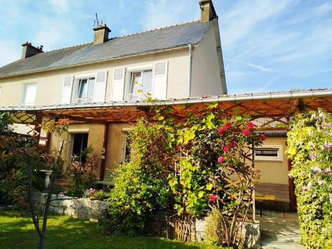 Property building, Spring, Garden view