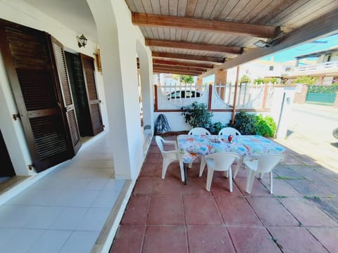 Inner courtyard view