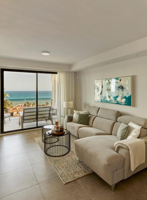 Living room, Sea view