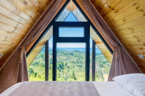Bed, Natural landscape, View (from property/room), Photo of the whole room, Bedroom, Mountain view, Sea view, Street view