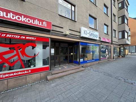 Kotimaailma - Iso Kolmio keskustassa autohallipaikalla Apartment in Finland