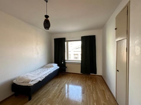 Kotimaailma - Iso Kolmio keskustassa autohallipaikalla Apartment in Finland